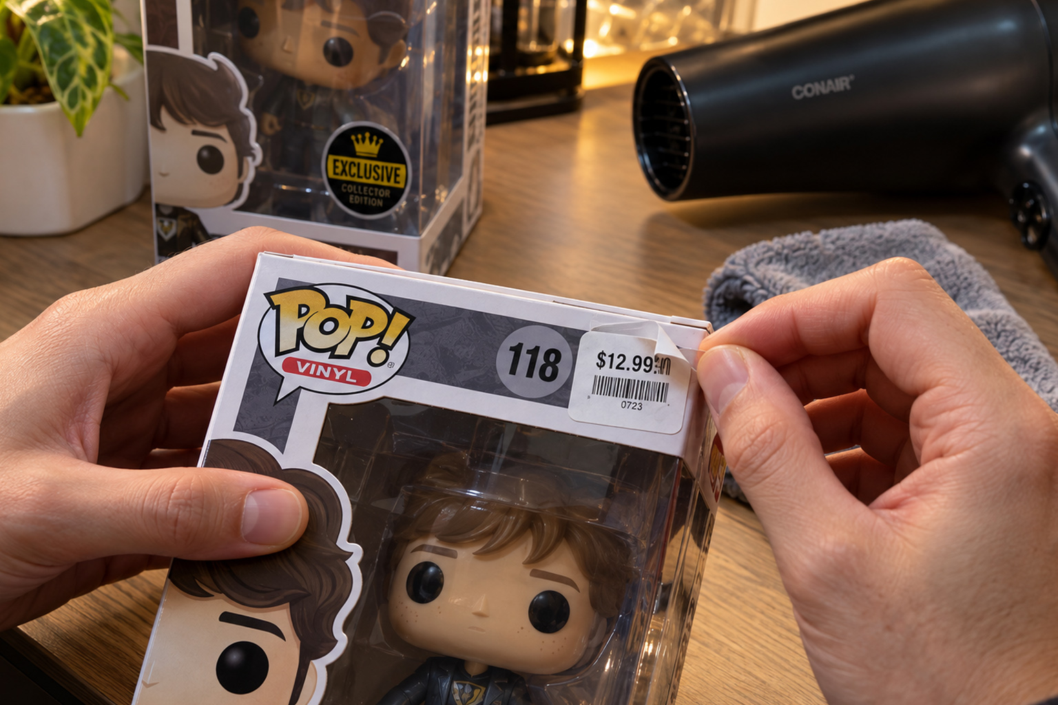 Jak usunąć cenówkę z pudełka Funko Pop, nie niszcząc go?